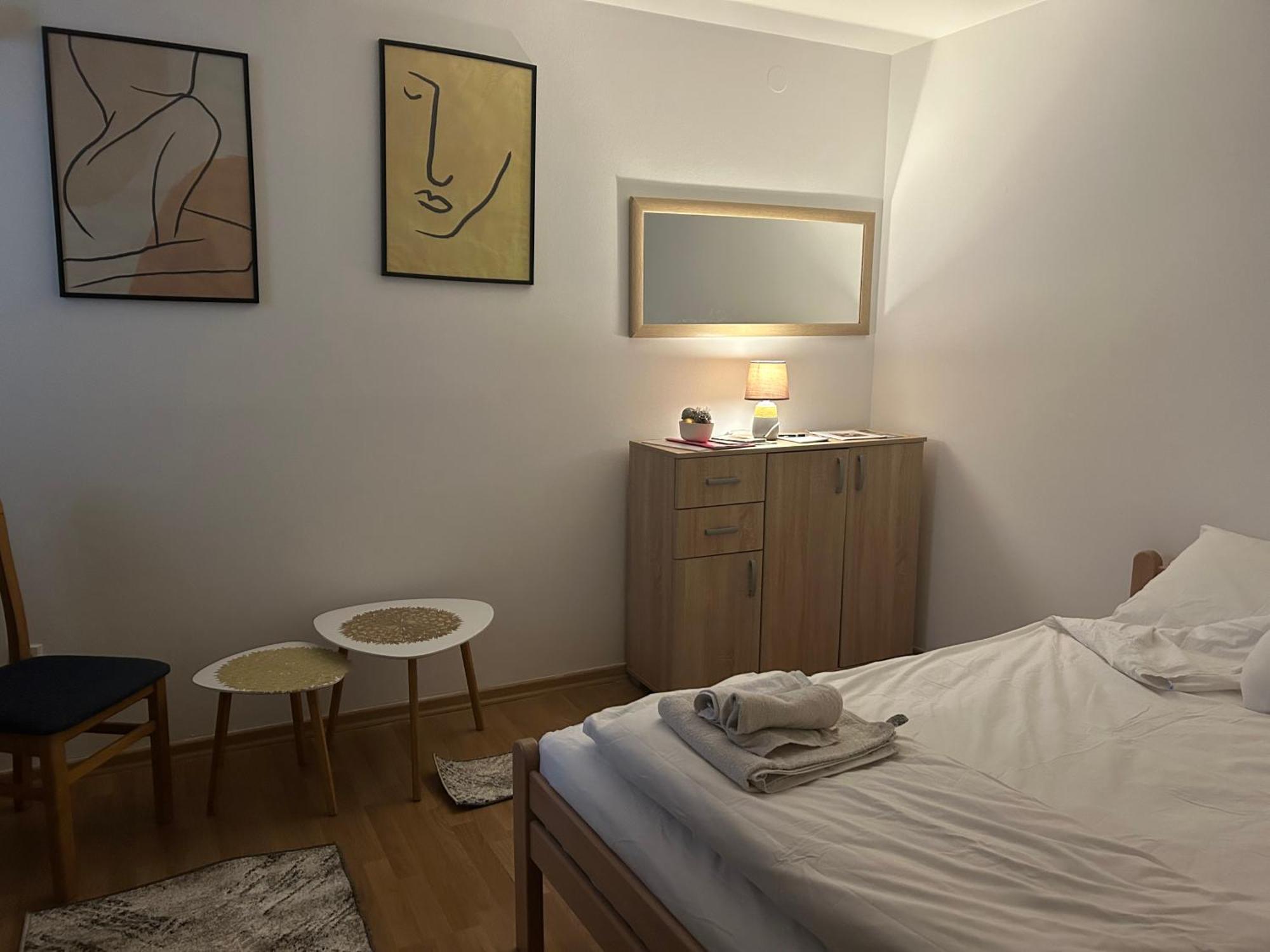 Theatre55 Apartment ซาราเยโว ภายนอก รูปภาพ